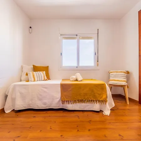 Apartment Wooow!!! Atic Centric Amb Terrassa *